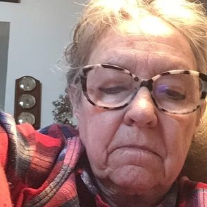 Meet your Posher, Ila